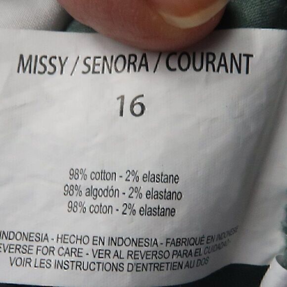 GLORIA VANDERBILT OLIVE GREEN HIGH RISE COTTON SHORTS SIZE 16 - Picture 4 of 6